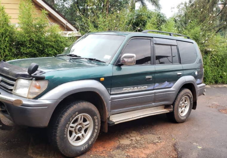 Rent Land Cruiser TX in Uganda | Best Car Hire Deals