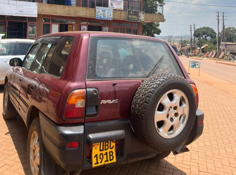 Hire toyota RAV4 in Uganda